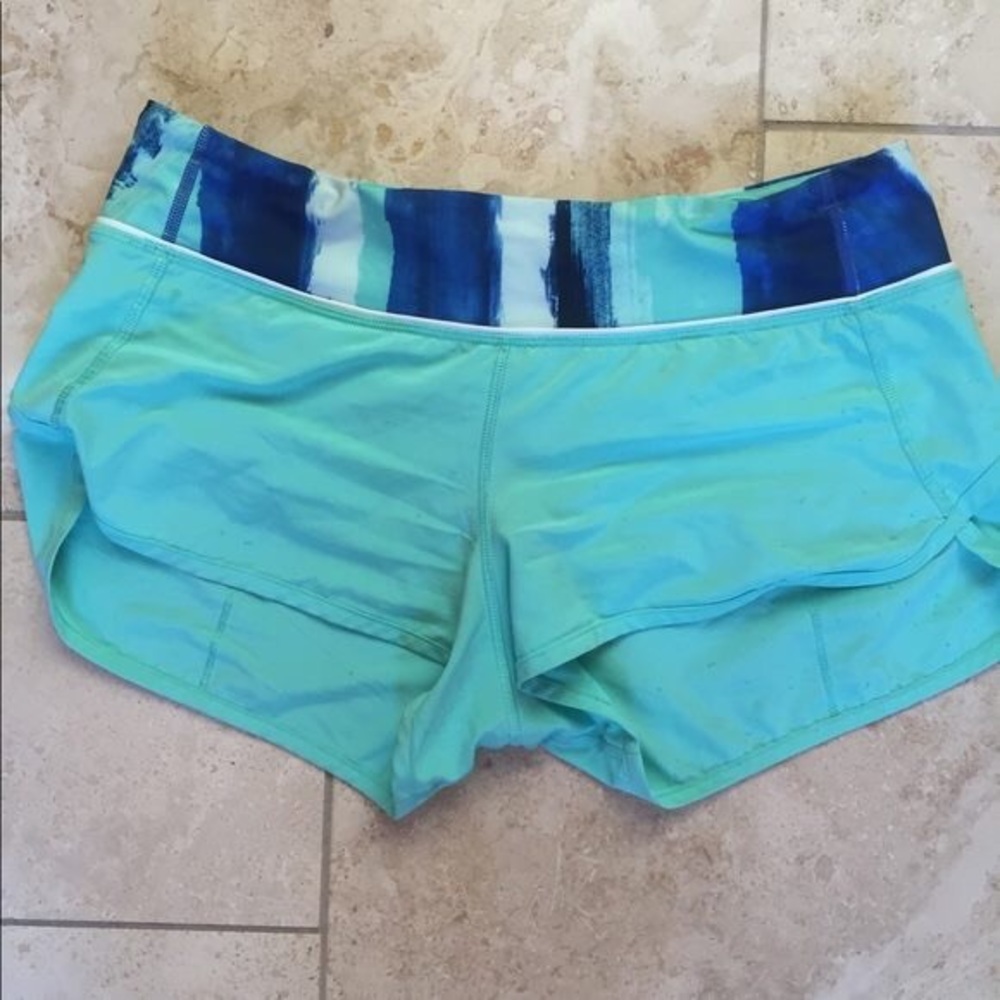 Lululemon Speeds in Mineral